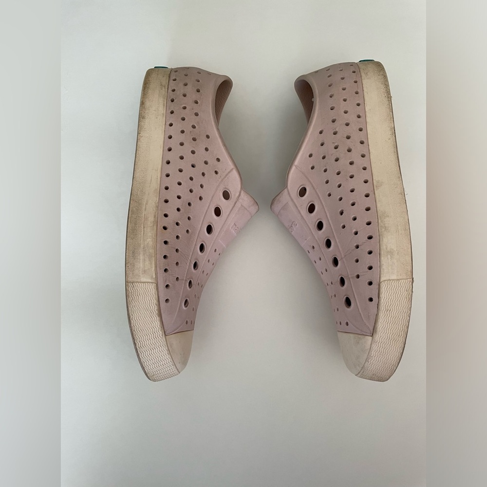 Native shoes - Picture 3 of 5